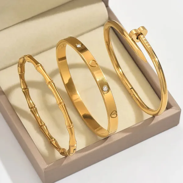 Gold_Love_Bamboo_Handstack_Bracelet_Set_For_Women